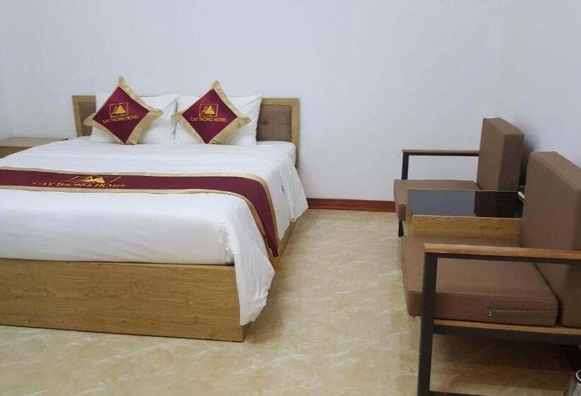 هتل Khách Sạn Cây Thông