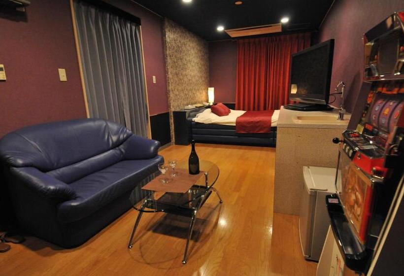 Hotel ｈｏｔｅｌkura