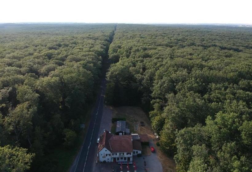 בית מלון כפרי Le Rond Gardien