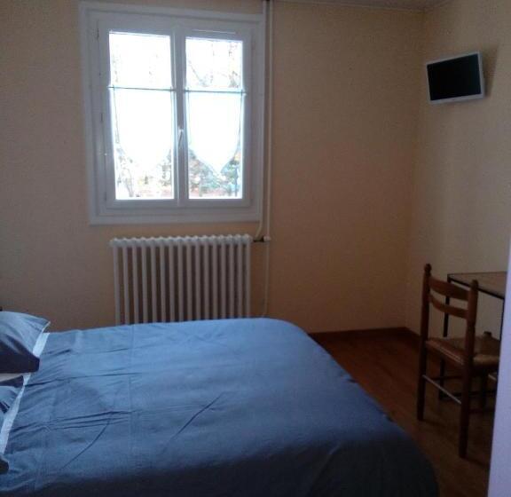 בית מלון כפרי Le Rond Gardien