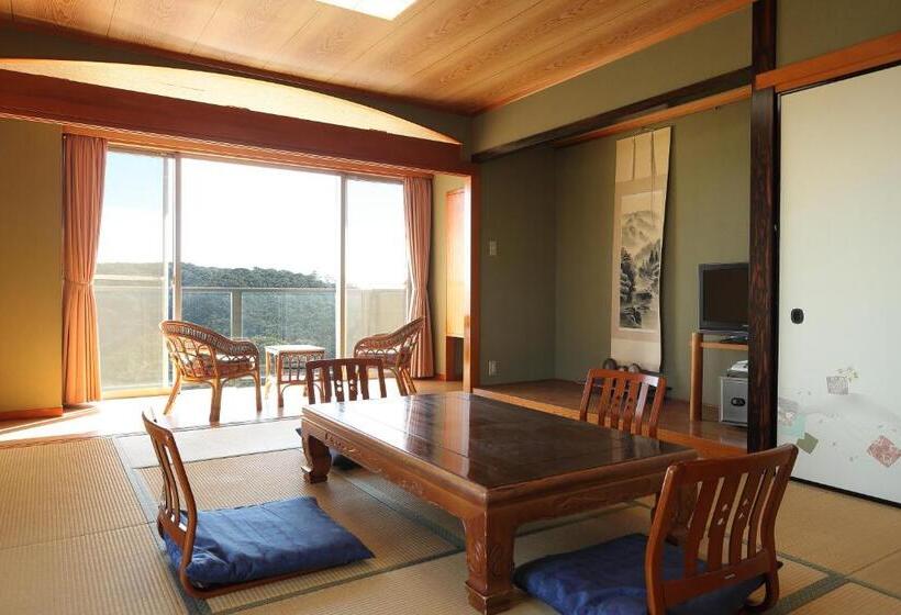 בית מלון כפרי Manazuru Marin