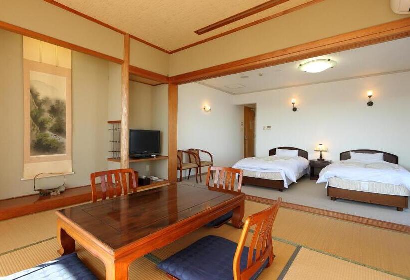 בית מלון כפרי Manazuru Marin