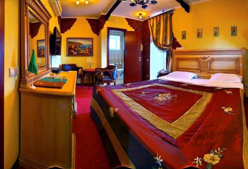 酒店 Medzhybozhskiy Zamok