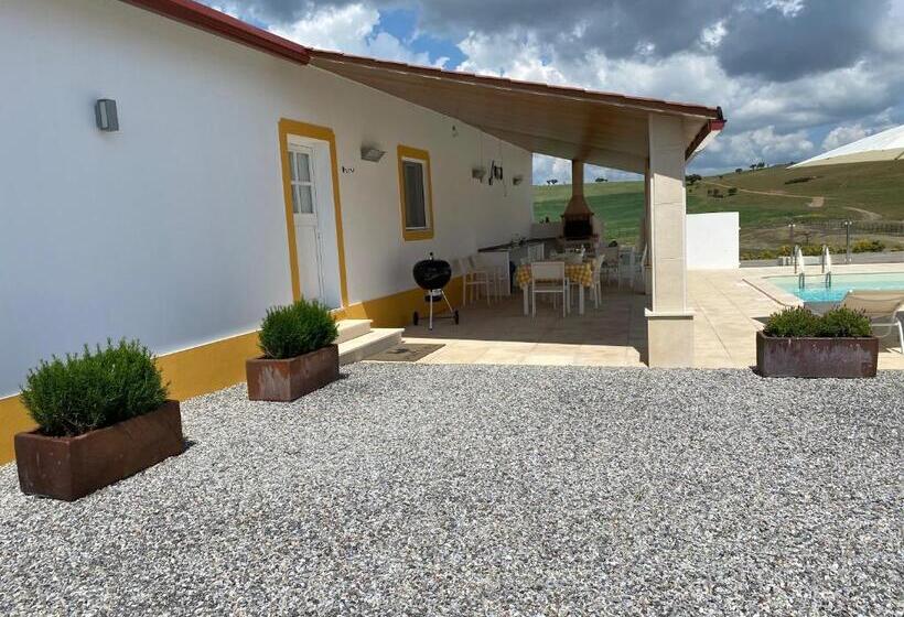 Отель Monte Vale Organic Farm