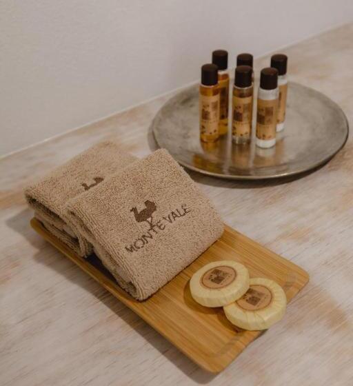 Отель Monte Vale Organic Farm