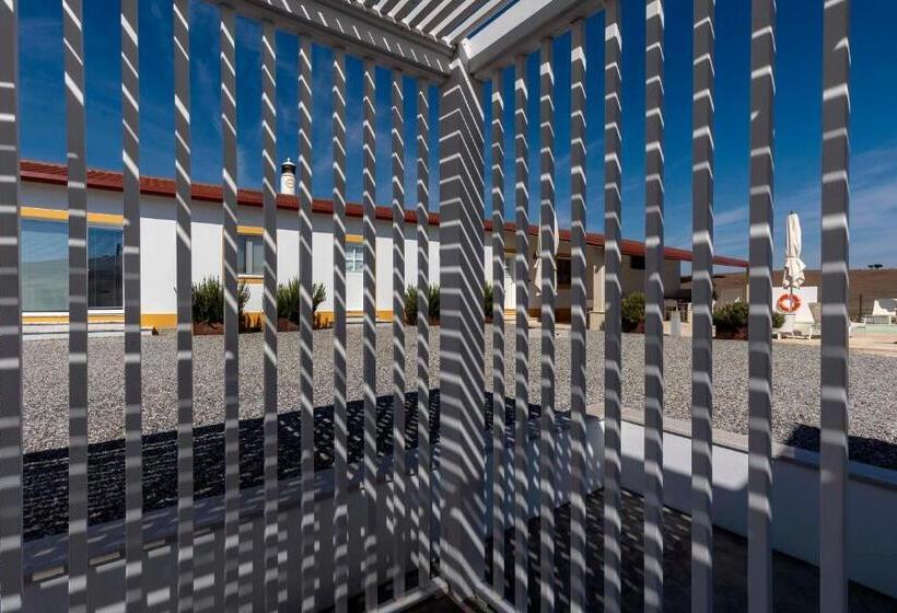 Отель Monte Vale Organic Farm