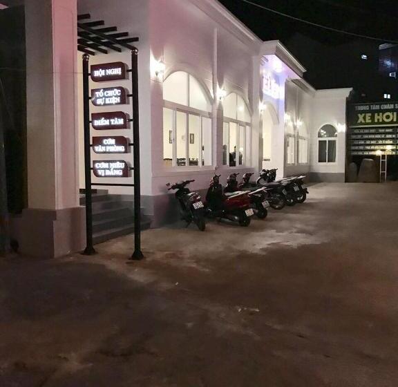 هتل Nhà Khách T284