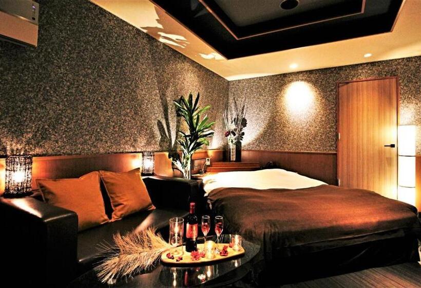 בית מלון כפרי O2  Adult Only