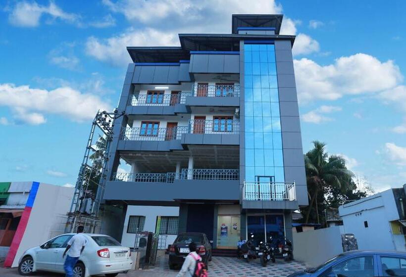 Отель Oyo 10220 Infopark