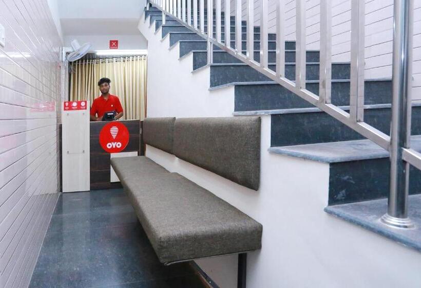 Отель Oyo 10220 Infopark