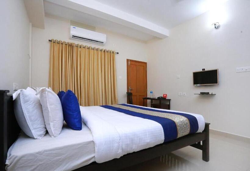 ホテル Oyo 10220 Infopark