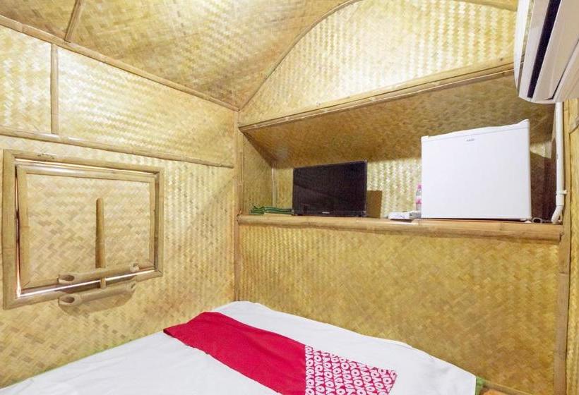 בית מלון כפרי Oyo 75359 Thaiburi Thara Resort