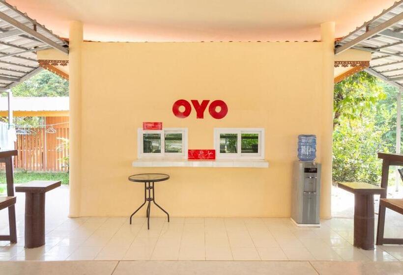 בית מלון כפרי Oyo 75359 Thaiburi Thara Resort