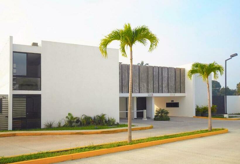 فندق Peninsula Frontera