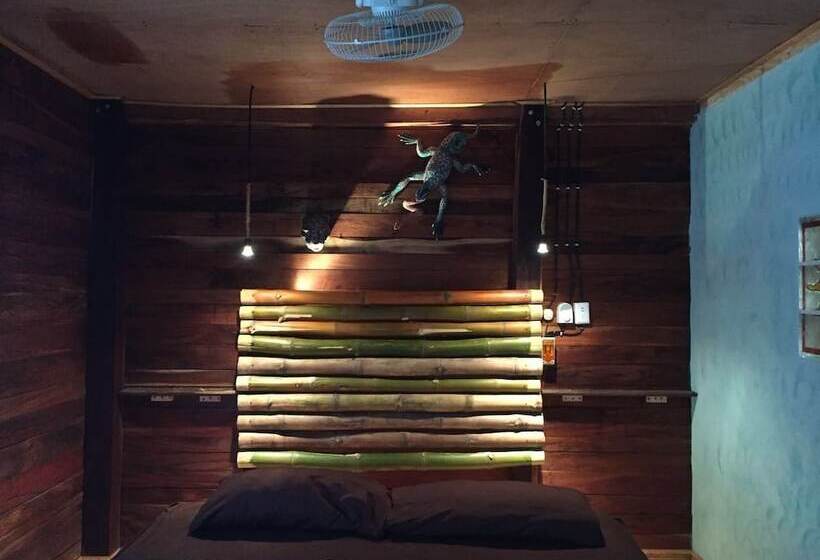 호텔 Posada Del Brujo