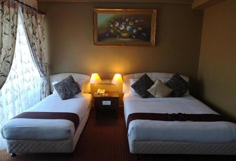 Отель Putra Brasmana