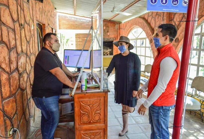 ホテル Quinta San Jorge