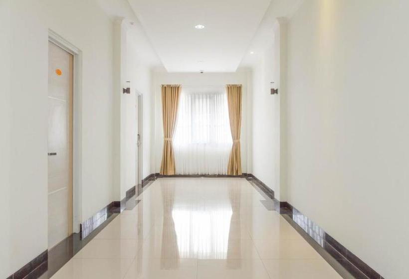 酒店 Reddoorz Plus Near Jatinangor Town Square 2