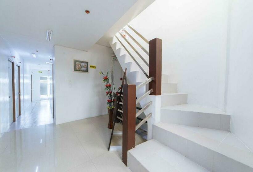 호텔 Reddoorz At San Antonio Binan Laguna