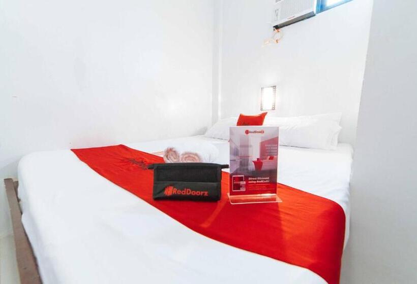 호텔 Reddoorz At San Antonio Binan Laguna