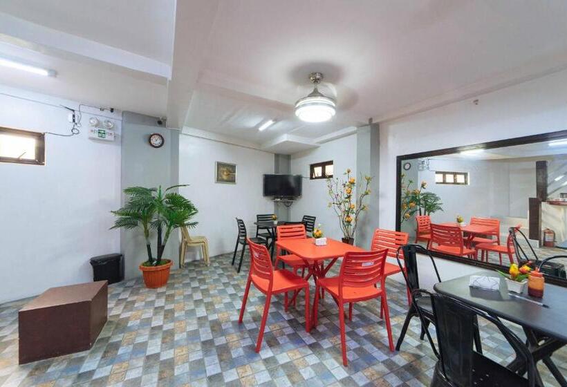 호텔 Reddoorz At San Antonio Binan Laguna