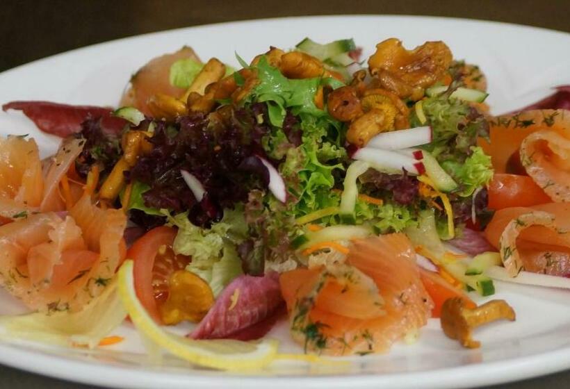 فندق Restaurant Kreuz