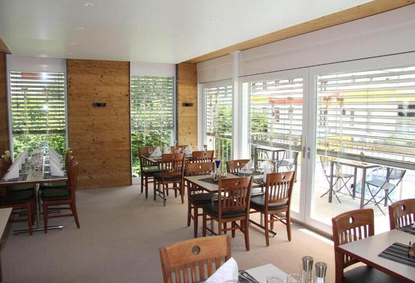 فندق / Restaurant Post