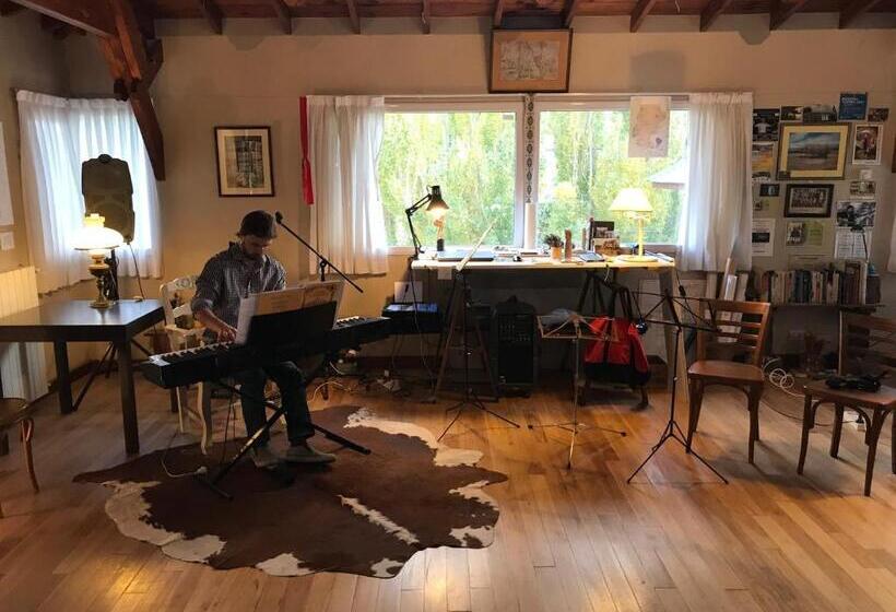 Отель Rio Tarde Casa Patagonica