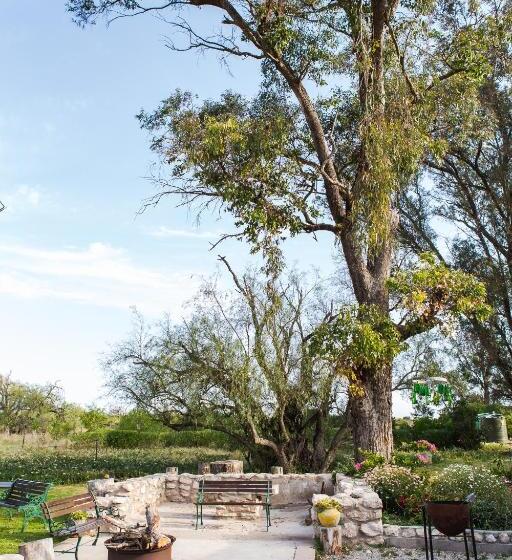 فندق Schaftplaas Cottages