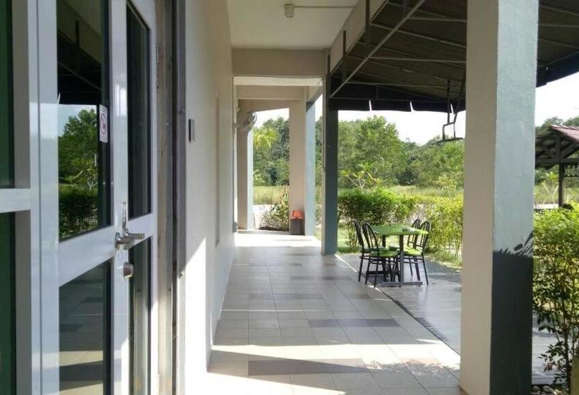 Отель Selesa View Gambang