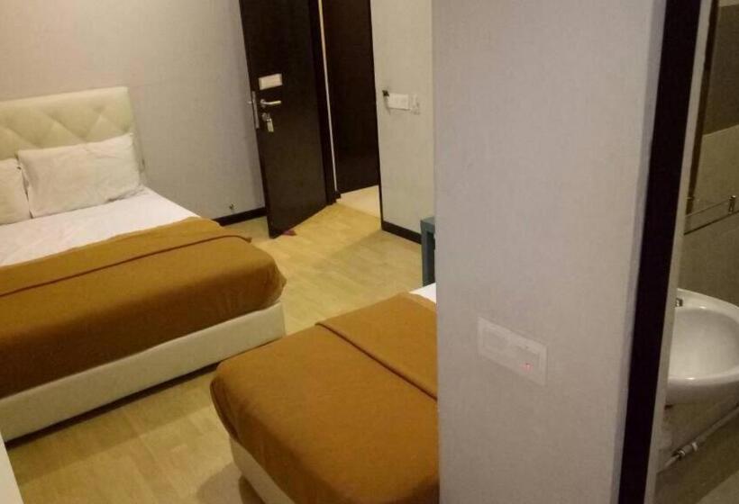 Отель Selesa View Gambang