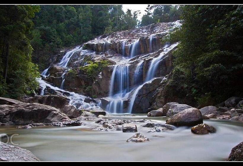 Отель Selesa View Gambang