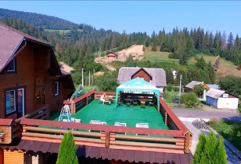 בית מלון כפרי Smerichka