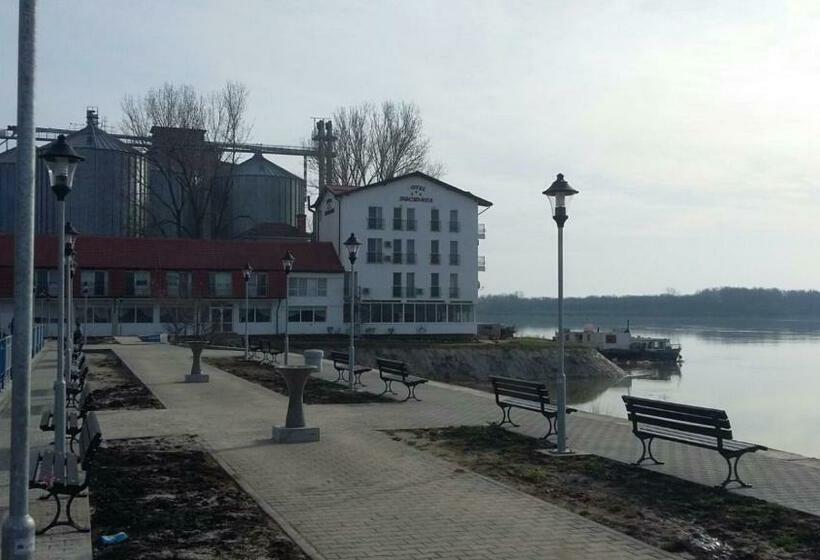 Отель Sucidava