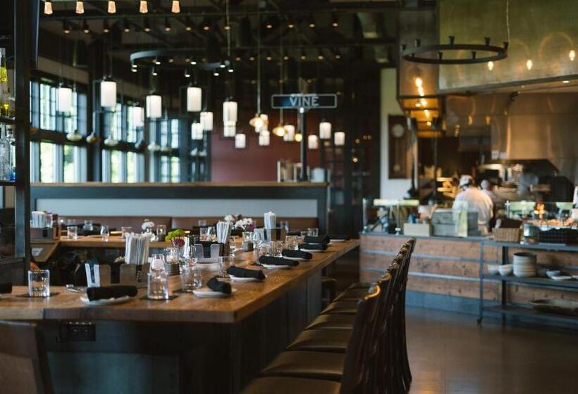 فندق The Groton Inn