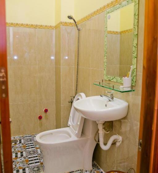 Nhà Nghỉ Quê Ló