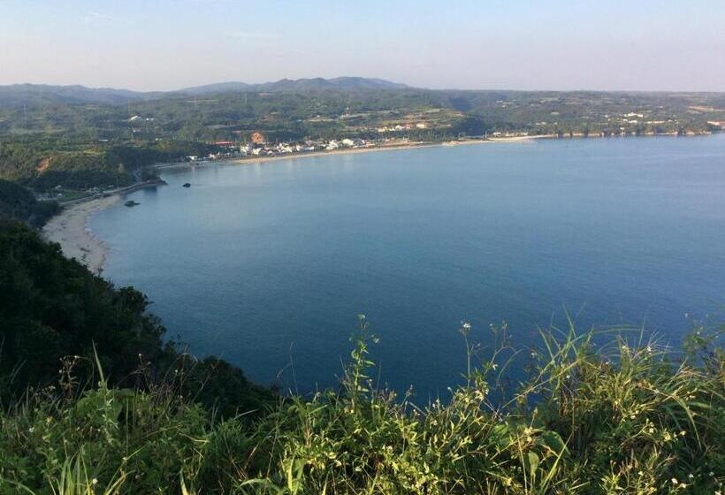 פנסיון 東のオズ