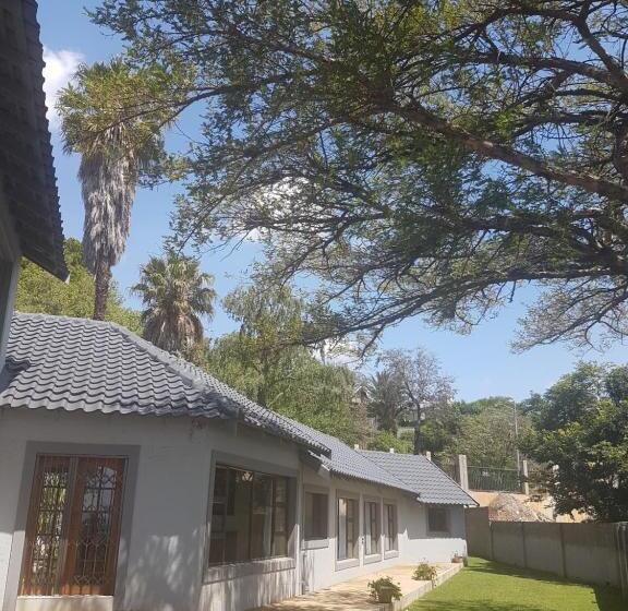 بنسيون 6 On Capella Guesthouse