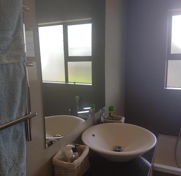 بنسيون 6 On Capella Guesthouse