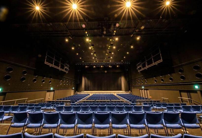 بنسيون ファミリー不向き!!素泊まり一棟貸切りではない個室の静かな方限定無料wifi