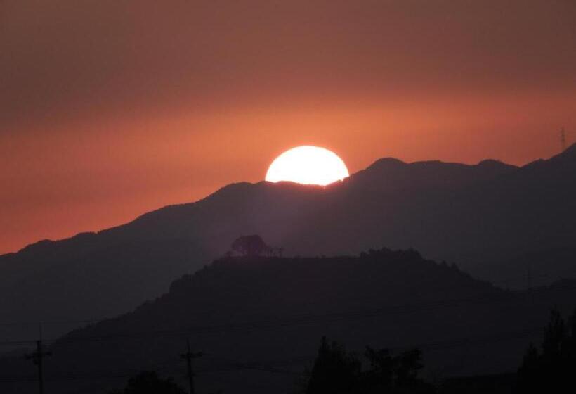 פנסיון B&b Toyonoakari