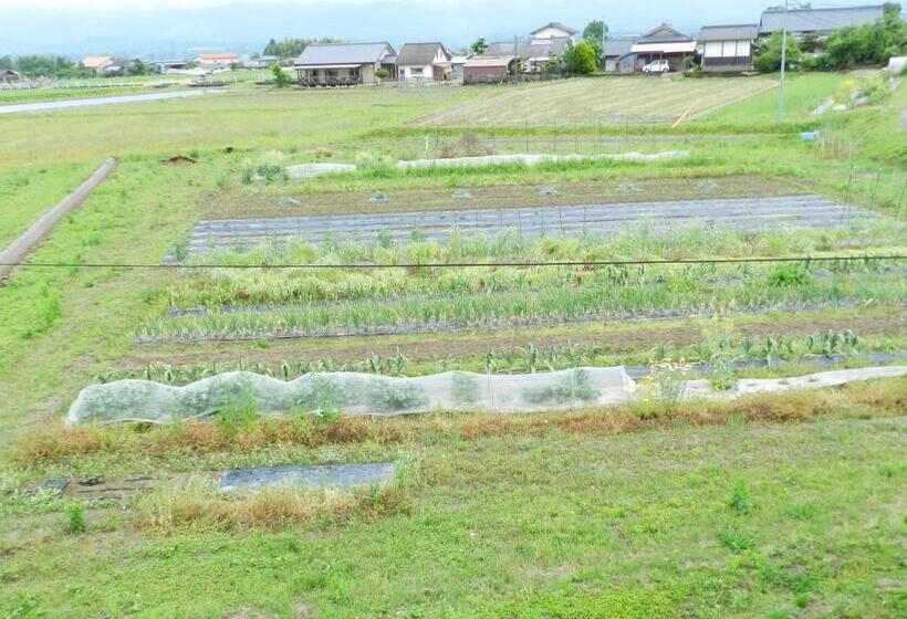 פנסיון B&b Toyonoakari