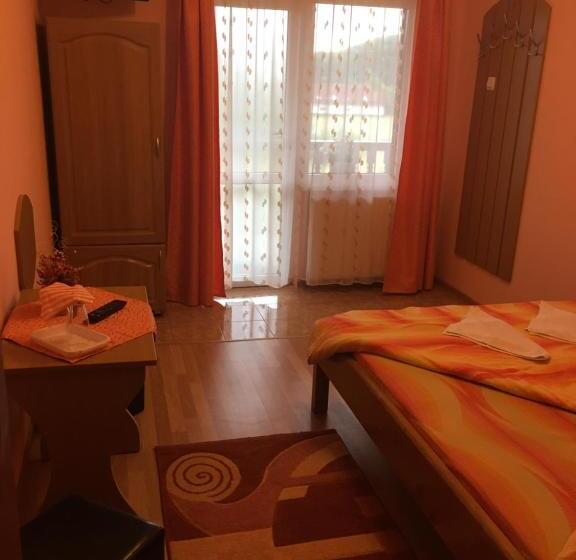 פנסיון Casa Bambi