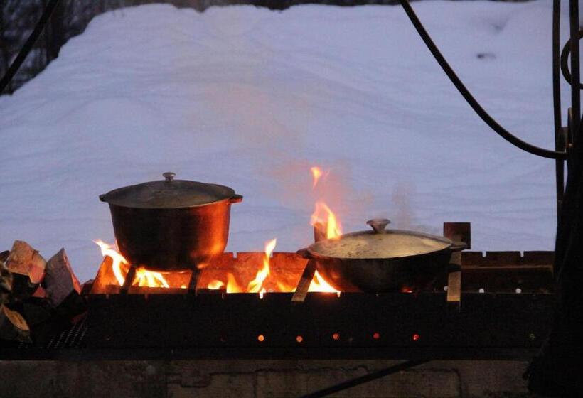 پانسیون Cottage Milena