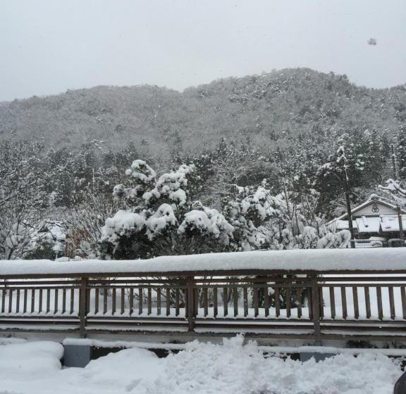 بنسيون Fukunae House   Hostel