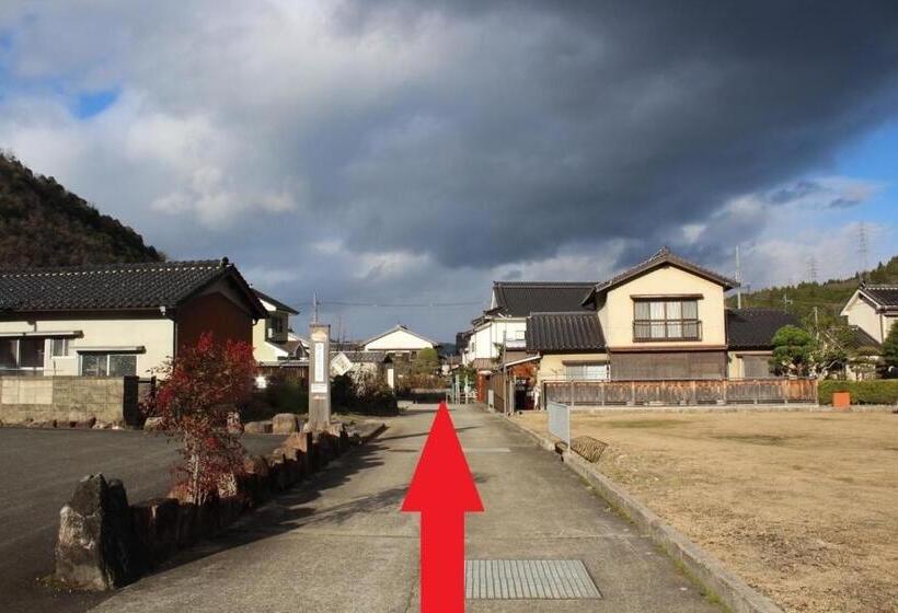 بنسيون Fukunae House   Hostel