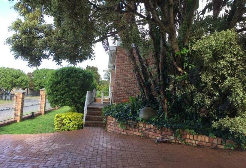 פנסיון Glenelg Road Guesthouse
