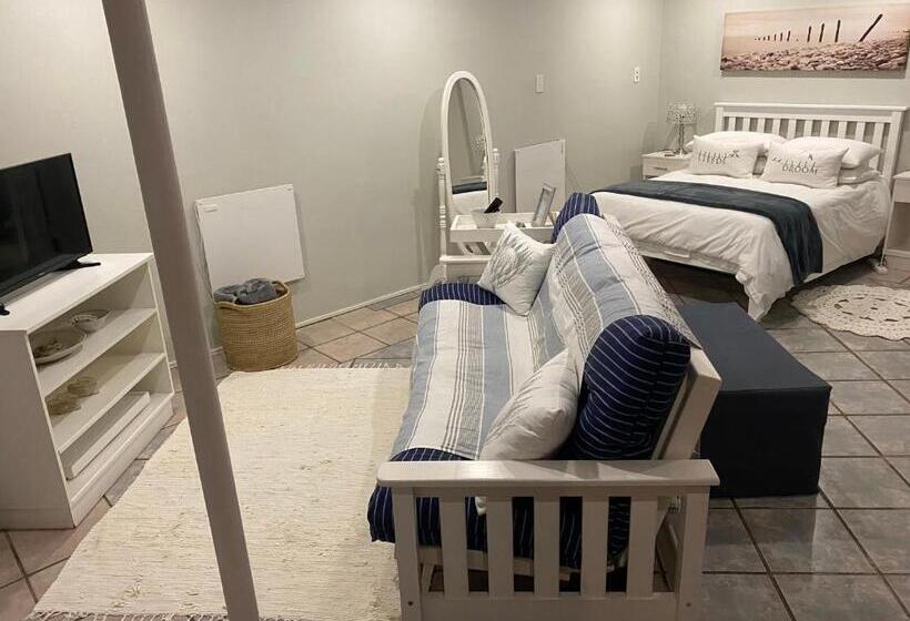 פנסיון Glenelg Road Guesthouse