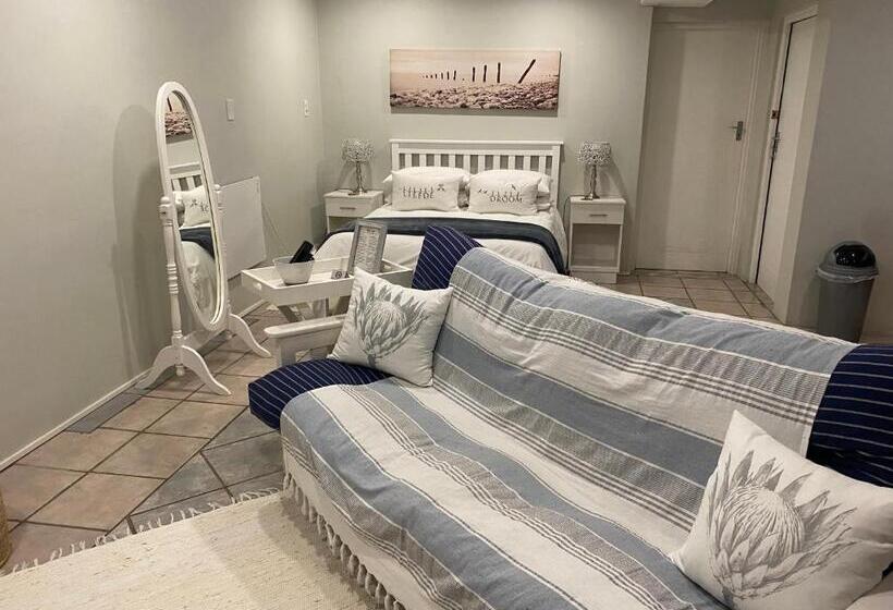 פנסיון Glenelg Road Guesthouse