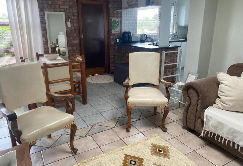 פנסיון Glenelg Road Guesthouse